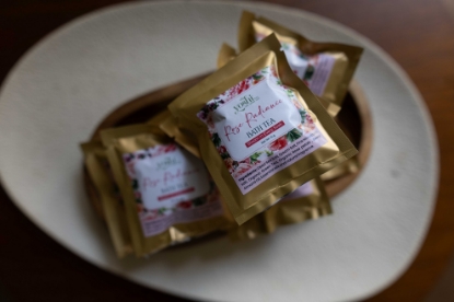 Picture of Rose Radiance Bath Tea